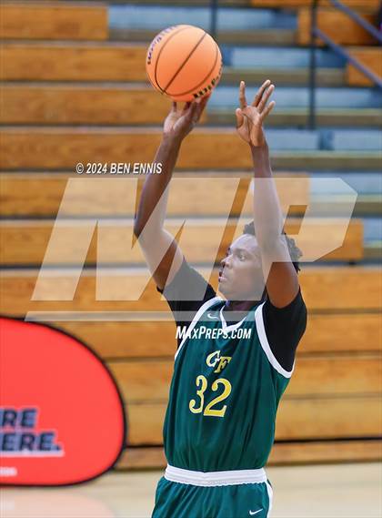 Thumbnail 1 in Riverwood vs. Greenforest (OTR Hoops:  Thanksgiving Showcase) photogallery.
