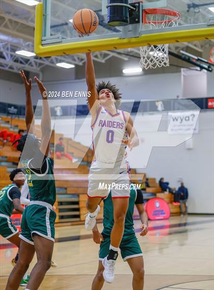 Thumbnail 2 in Riverwood vs. Greenforest (OTR Hoops:  Thanksgiving Showcase) photogallery.