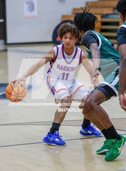 Thumbnail 2 in Riverwood vs. Greenforest (OTR Hoops:  Thanksgiving Showcase) photogallery.