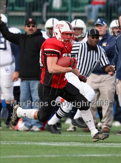 Thumbnail 2 in Hilton vs. Gates-Chili (Section 5 Class AA Semifinals) photogallery.