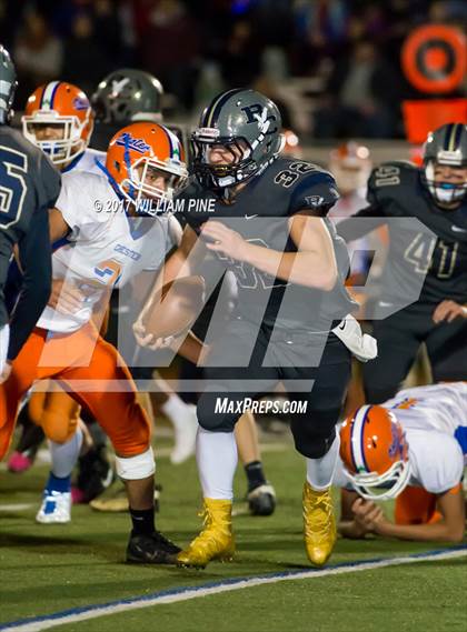 Thumbnail 2 in Chester vs. Burke Catholic (Section 9 Class C Final) photogallery.