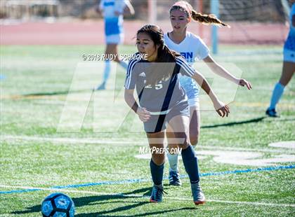 Thumbnail 2 in Bonita Vista vs Nolan Catholic  (Torrey Pines Classic) photogallery.