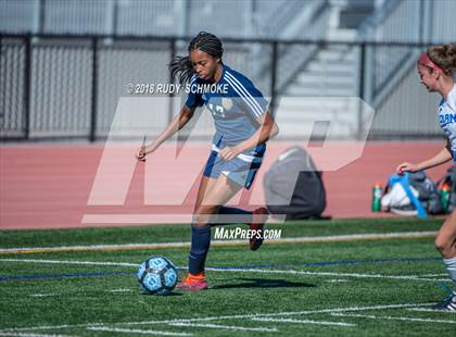 Thumbnail 2 in Bonita Vista vs Nolan Catholic  (Torrey Pines Classic) photogallery.