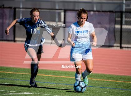 Thumbnail 3 in Bonita Vista vs Nolan Catholic  (Torrey Pines Classic) photogallery.