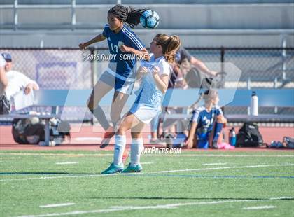 Thumbnail 2 in Bonita Vista vs Nolan Catholic  (Torrey Pines Classic) photogallery.