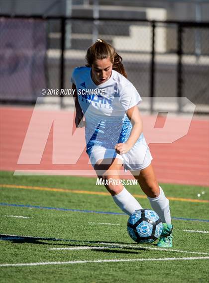 Thumbnail 2 in Bonita Vista vs Nolan Catholic  (Torrey Pines Classic) photogallery.