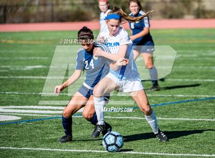 Thumbnail 2 in Bonita Vista vs Nolan Catholic  (Torrey Pines Classic) photogallery.