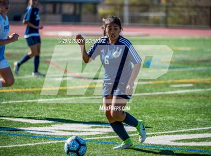 Thumbnail 2 in Bonita Vista vs Nolan Catholic  (Torrey Pines Classic) photogallery.