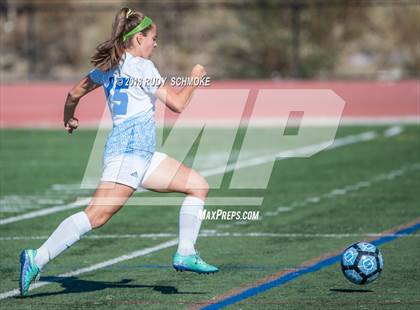Thumbnail 3 in Bonita Vista vs Nolan Catholic  (Torrey Pines Classic) photogallery.