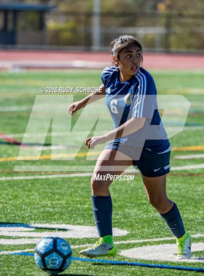 Thumbnail 1 in Bonita Vista vs Nolan Catholic  (Torrey Pines Classic) photogallery.