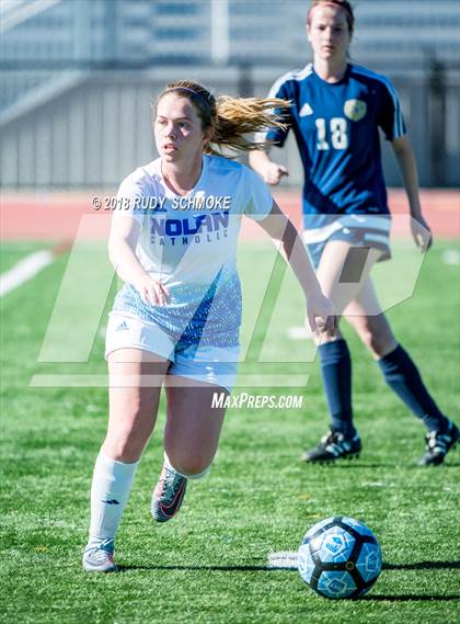 Thumbnail 3 in Bonita Vista vs Nolan Catholic  (Torrey Pines Classic) photogallery.