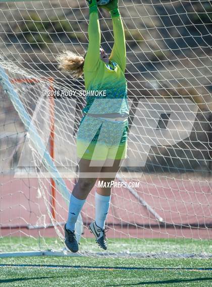 Thumbnail 2 in Bonita Vista vs Nolan Catholic  (Torrey Pines Classic) photogallery.