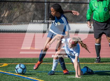 Thumbnail 2 in Bonita Vista vs Nolan Catholic  (Torrey Pines Classic) photogallery.