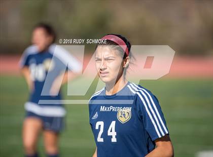 Thumbnail 2 in Bonita Vista vs Nolan Catholic  (Torrey Pines Classic) photogallery.