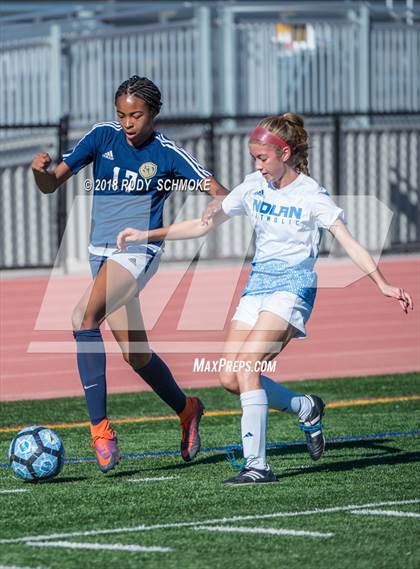 Thumbnail 2 in Bonita Vista vs Nolan Catholic  (Torrey Pines Classic) photogallery.