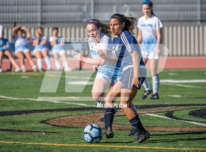 Thumbnail 1 in Bonita Vista vs Nolan Catholic  (Torrey Pines Classic) photogallery.