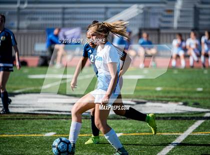 Thumbnail 1 in Bonita Vista vs Nolan Catholic  (Torrey Pines Classic) photogallery.