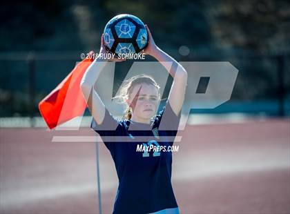 Thumbnail 2 in Bonita Vista vs Nolan Catholic  (Torrey Pines Classic) photogallery.