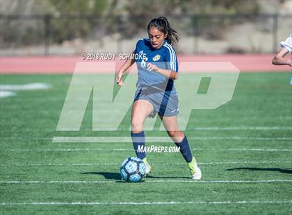 Thumbnail 3 in Bonita Vista vs Nolan Catholic  (Torrey Pines Classic) photogallery.