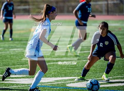 Thumbnail 3 in Bonita Vista vs Nolan Catholic  (Torrey Pines Classic) photogallery.