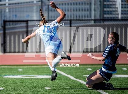 Thumbnail 3 in Bonita Vista vs Nolan Catholic  (Torrey Pines Classic) photogallery.