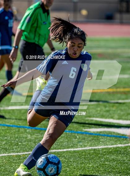 Thumbnail 3 in Bonita Vista vs Nolan Catholic  (Torrey Pines Classic) photogallery.