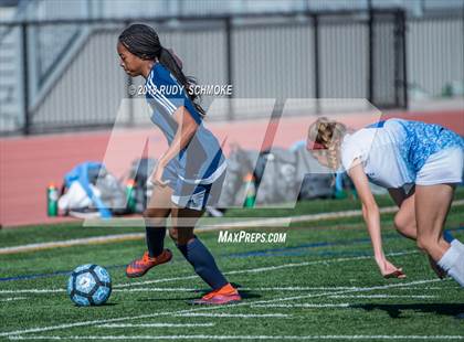 Thumbnail 3 in Bonita Vista vs Nolan Catholic  (Torrey Pines Classic) photogallery.