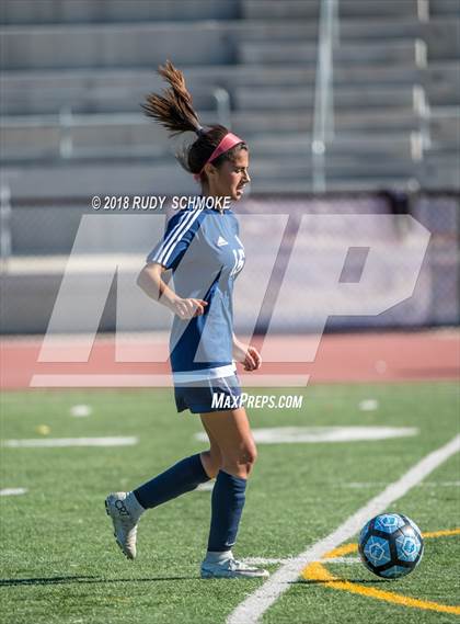Thumbnail 3 in Bonita Vista vs Nolan Catholic  (Torrey Pines Classic) photogallery.