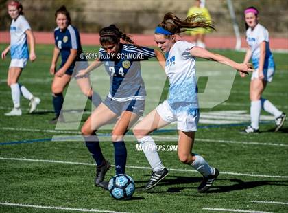 Thumbnail 2 in Bonita Vista vs Nolan Catholic  (Torrey Pines Classic) photogallery.