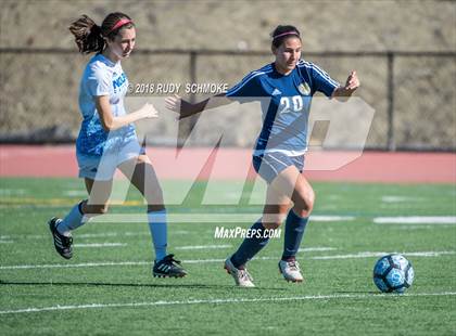 Thumbnail 2 in Bonita Vista vs Nolan Catholic  (Torrey Pines Classic) photogallery.