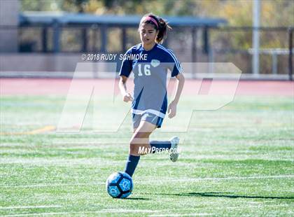 Thumbnail 3 in Bonita Vista vs Nolan Catholic  (Torrey Pines Classic) photogallery.