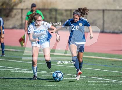 Thumbnail 2 in Bonita Vista vs Nolan Catholic  (Torrey Pines Classic) photogallery.