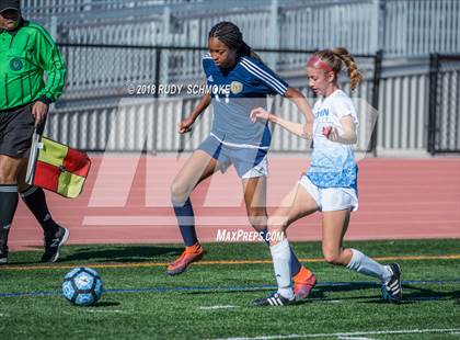 Thumbnail 3 in Bonita Vista vs Nolan Catholic  (Torrey Pines Classic) photogallery.