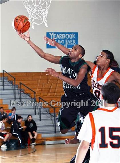 Thumbnail 2 in Mayde Creek vs. La Porte (McDonalds Texas Invitational) photogallery.
