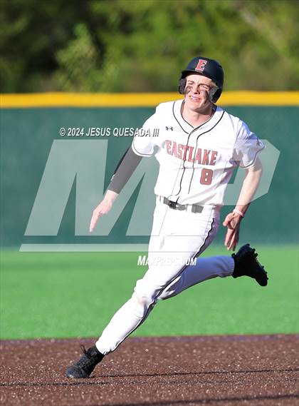 Thumbnail 1 in Issaquah @ Eastlake photogallery.
