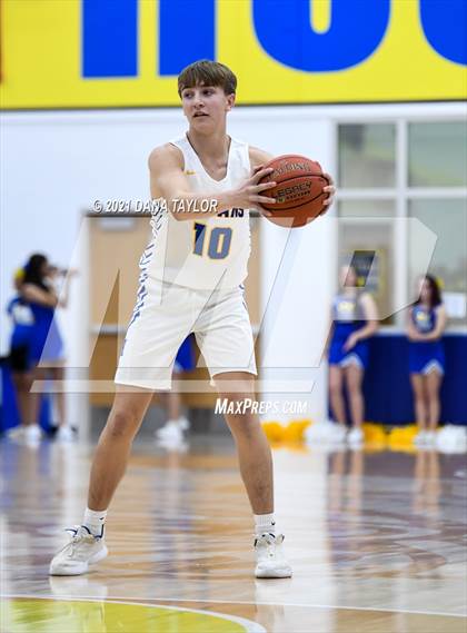 Thumbnail 1 in Morgan @ Huckabay photogallery.