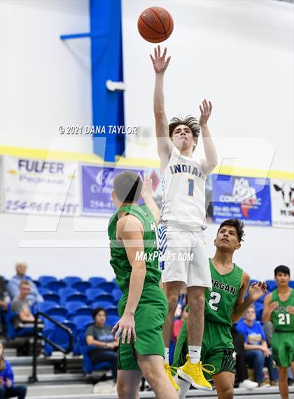 Thumbnail 1 in Morgan @ Huckabay photogallery.