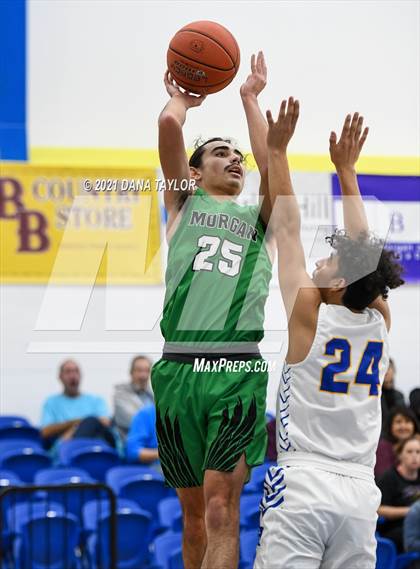 Thumbnail 1 in Morgan @ Huckabay photogallery.