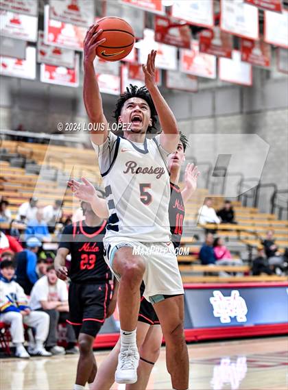 Thumbnail 2 in Coronado @ Roosevelt (Nike Extravaganza) photogallery.