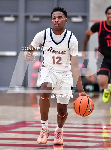 Thumbnail 1 in Coronado @ Roosevelt (Nike Extravaganza) photogallery.