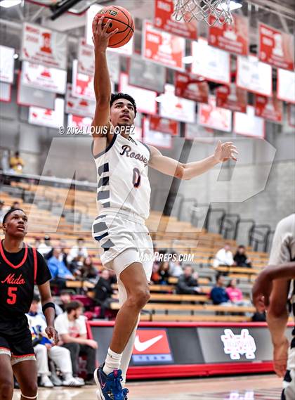 Thumbnail 1 in Coronado @ Roosevelt (Nike Extravaganza) photogallery.