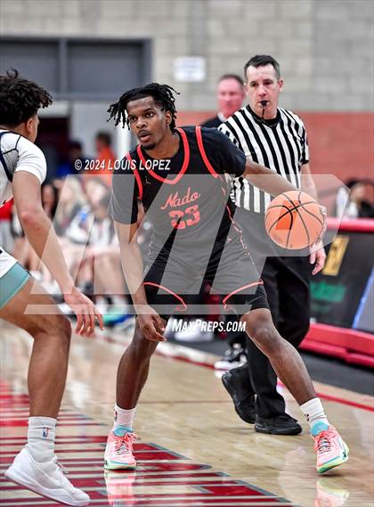 Thumbnail 1 in Coronado @ Roosevelt (Nike Extravaganza) photogallery.