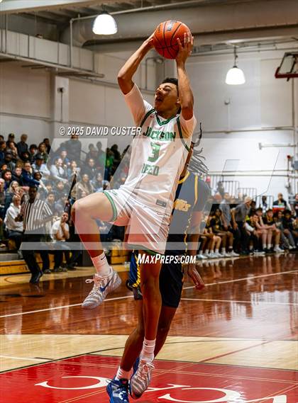 Thumbnail 3 in Jackson-Reed vs. Bullis (Capital Hoops Mayhem on Military) photogallery.