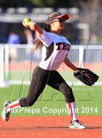 Thumbnail 1 in Rosary vs. Troy  photogallery.