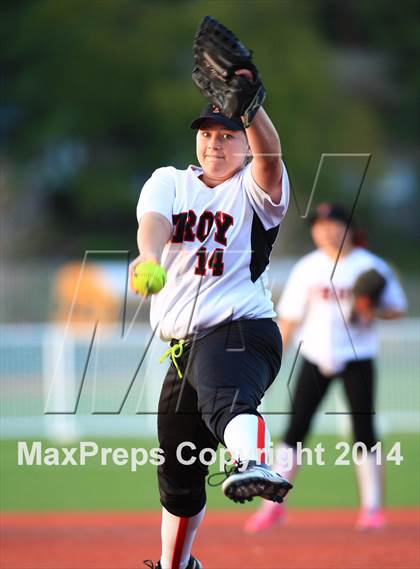 Thumbnail 2 in Rosary vs. Troy  photogallery.