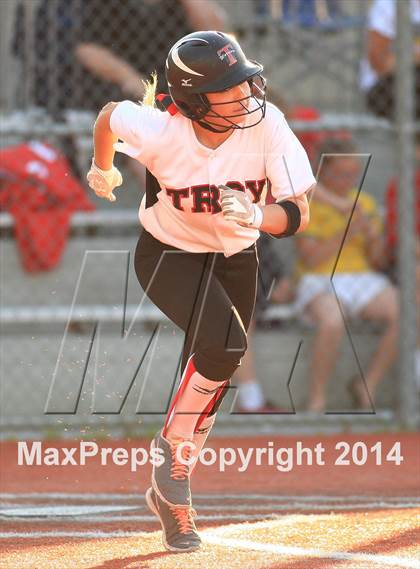 Thumbnail 3 in Rosary vs. Troy  photogallery.