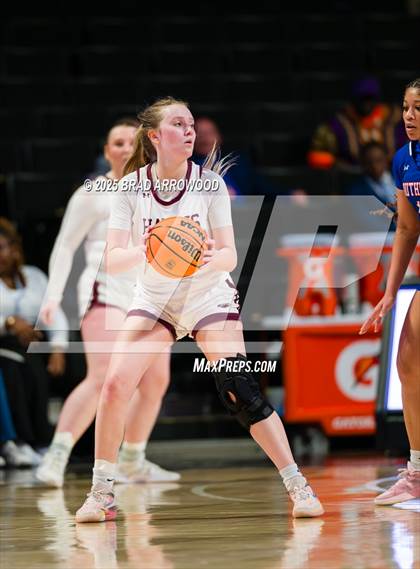 Thumbnail 2 in Seaforth vs Southeast Alamance (NCHSAA 2A Regional Final) photogallery.