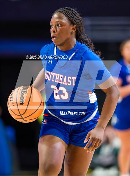 Thumbnail 1 in Seaforth vs Southeast Alamance (NCHSAA 2A Regional Final) photogallery.