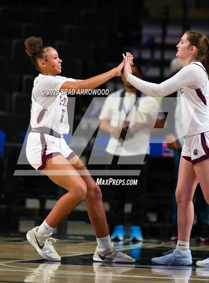 Thumbnail 1 in Seaforth vs Southeast Alamance (NCHSAA 2A Regional Final) photogallery.