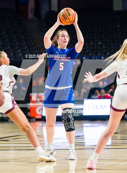 Thumbnail 1 in Seaforth vs Southeast Alamance (NCHSAA 2A Regional Final) photogallery.